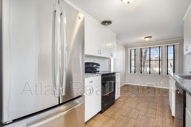 Building Photo - 7535 Briar St