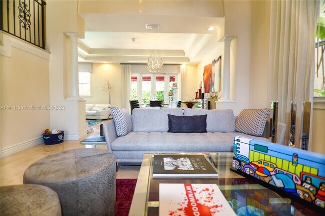 Foto del edificio - 5860 SW 34th St