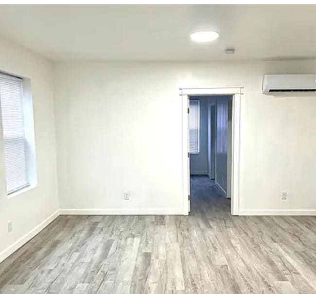 Photo - 2131 Williams Ave Apartment