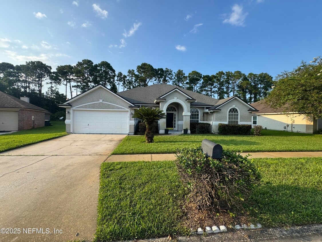 Foto principal - 12033 Walkers Glen Ln N