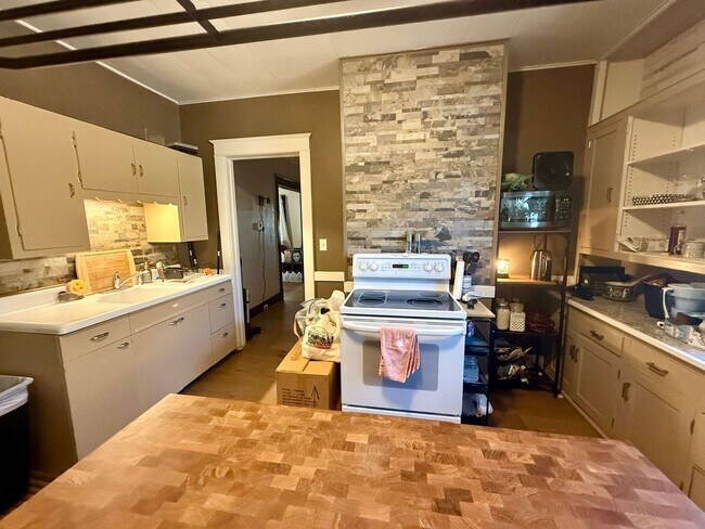 Foto del edificio - 707 E Thomas St