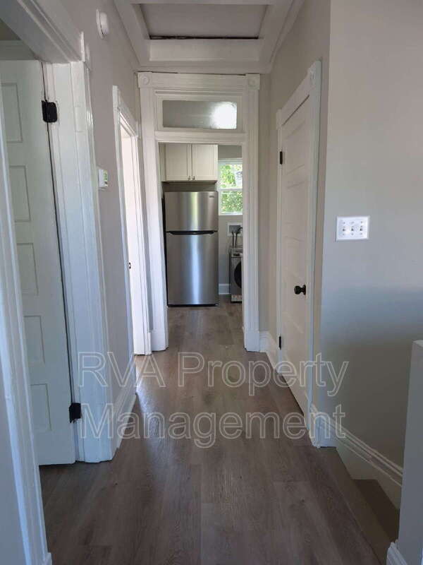 Building Photo - 3105 2nd Ave