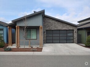 Building Photo - 3293 N Ladalia Dr