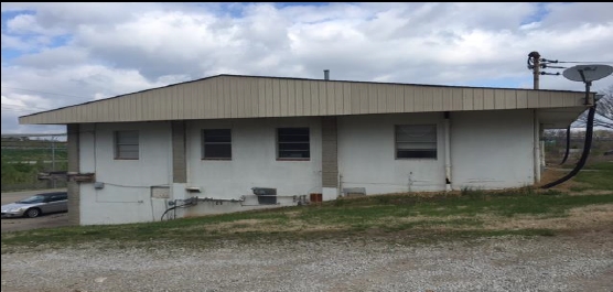 Building Photo - 10805 Hickman Mills Dr