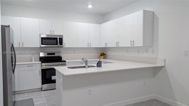 Foto del edificio - 2628 SE 28th Dr