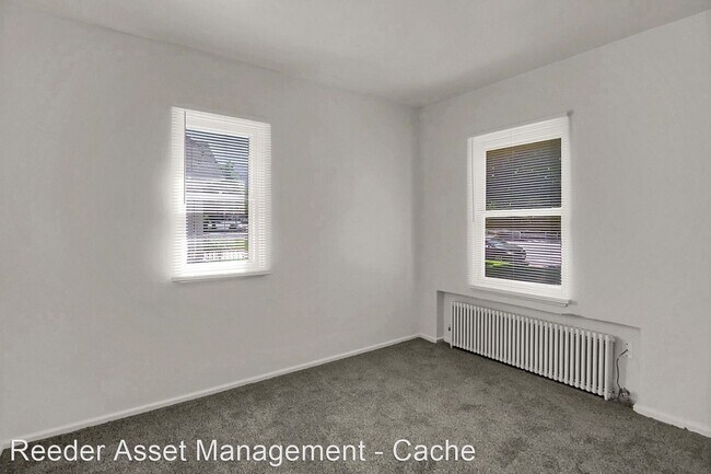 Foto del edificio - 255 E 500 N