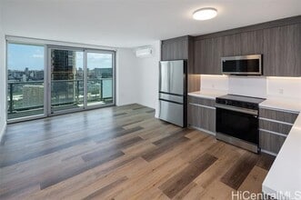 Building Photo - 1515 Liona St