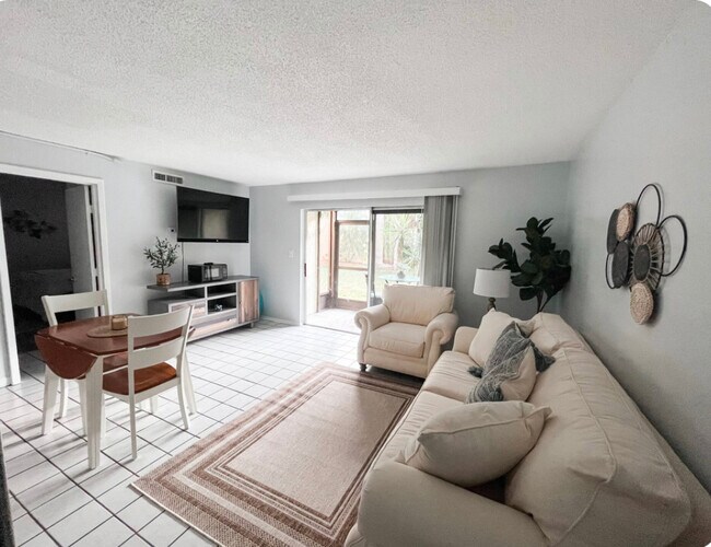 Photo - 4215 E Bay Dr Apartment