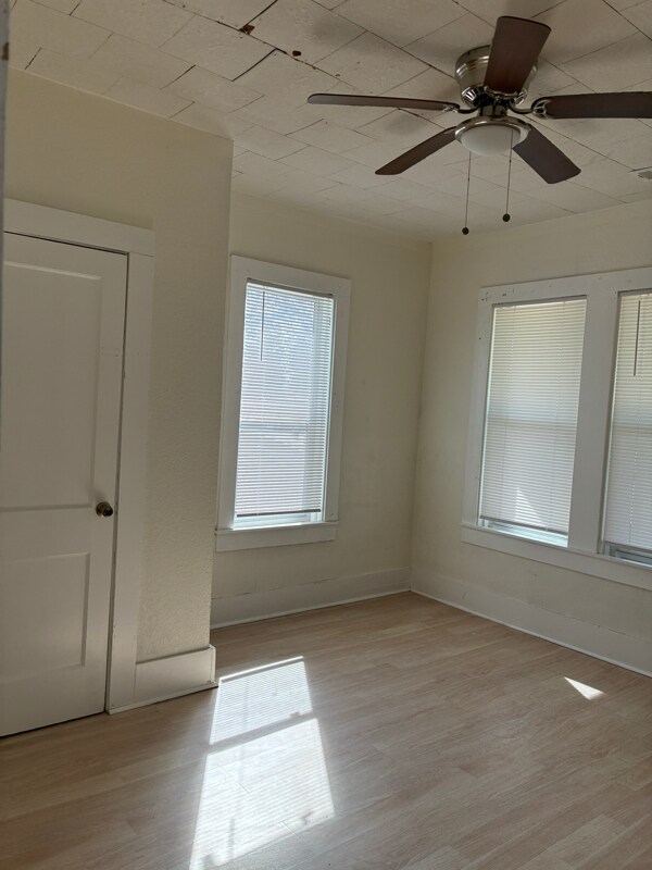 Foto del edificio - 607 9th Ave