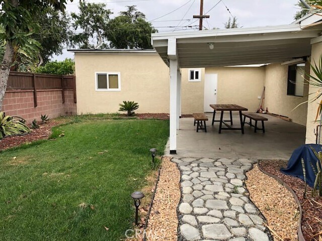 Foto del edificio - 501 S Courtney Ave