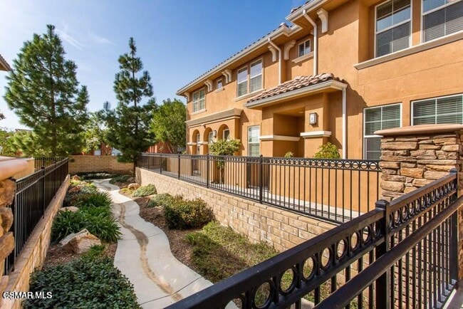 Foto del edificio - 1654 Heywood St