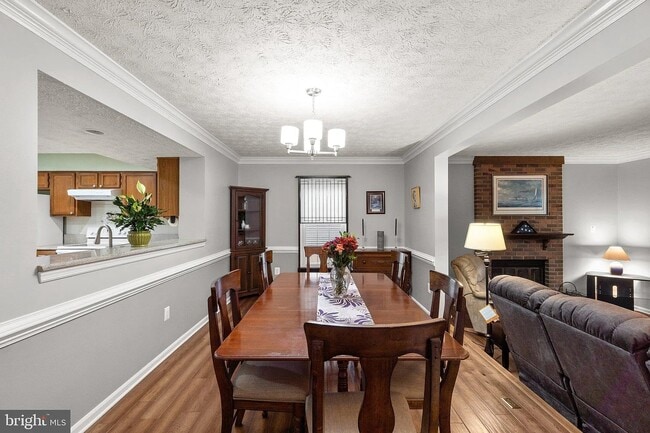 Building Photo - 11633 Sun Cir Way