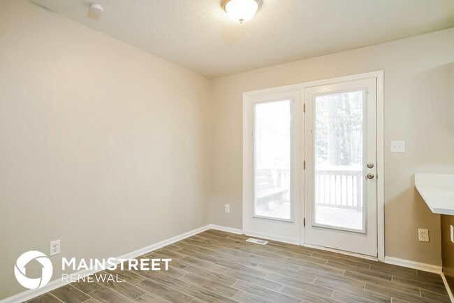 Building Photo - 108 Autumn Pine Ct