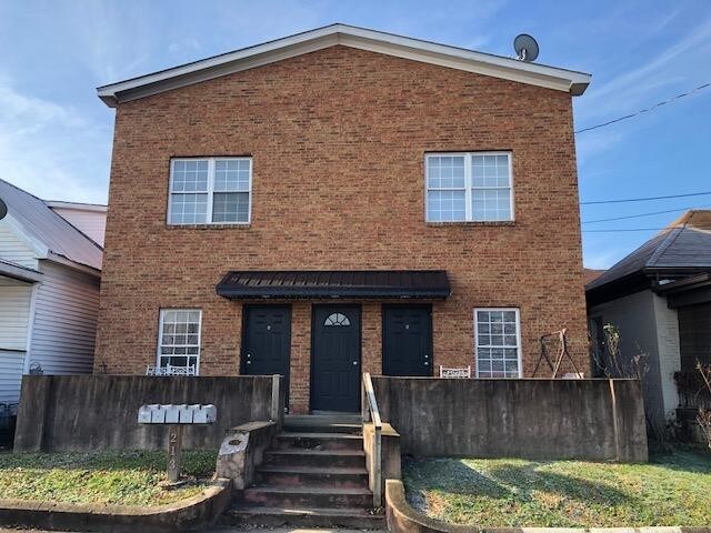Primary Photo - 213 Roane St