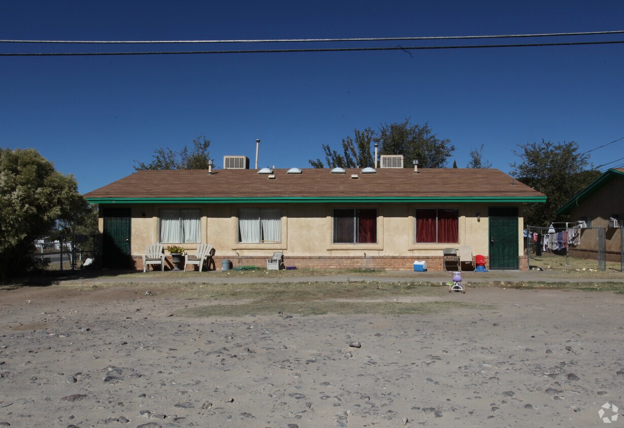 Foto principal - 6416 Songland Ave