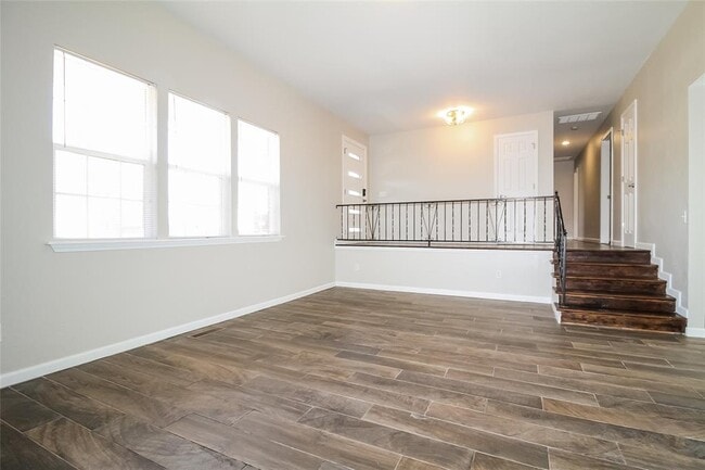 Building Photo - 6332 NW 58th Terrace