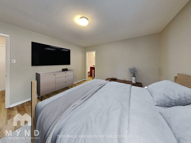 Foto del edificio - 7024 Pearl Vly Cv