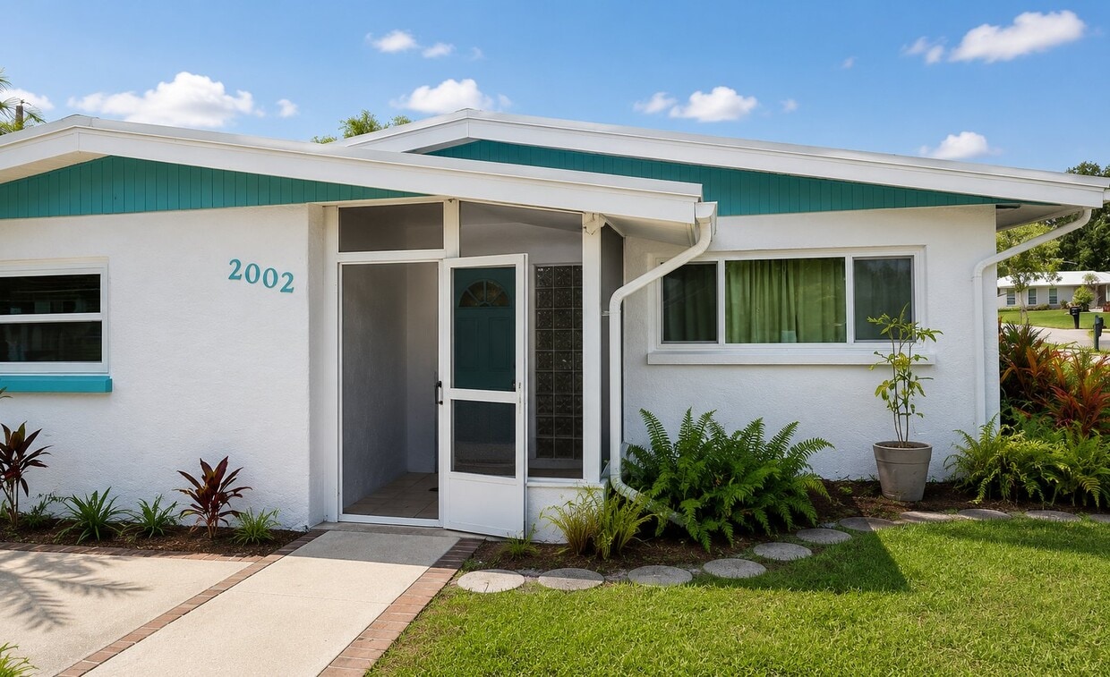 Photo - 2002 Linwood Dr (Sarasota, FL)