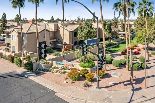Building Photo - Desert Mirage