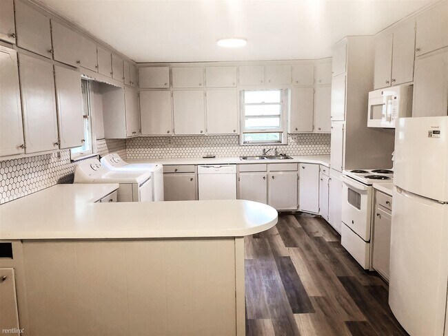 Foto del edificio - 3 br, 2 bath House - 2709 South Sterling A...