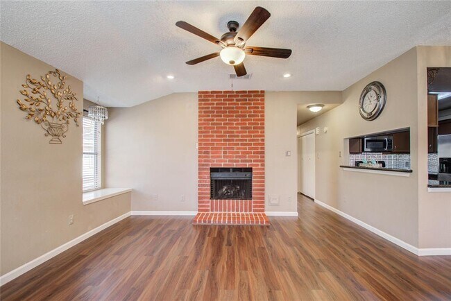 Building Photo - 2711 Grants Lake Blvd