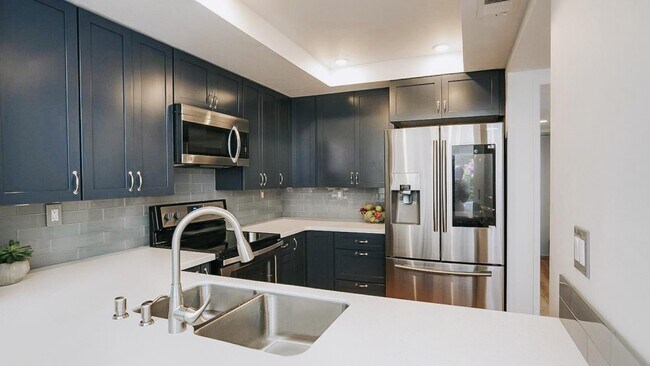 Building Photo - 865 Vista Montara Cir