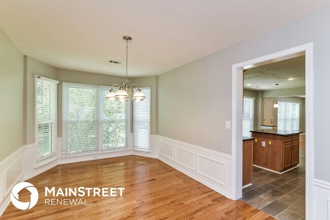 Building Photo - 353 Cimarron Way