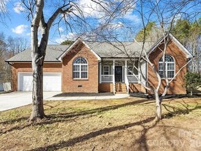 Building Photo - 108 Woodstork Cove Rd