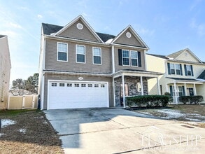 Building Photo - 1021 Jade Ln