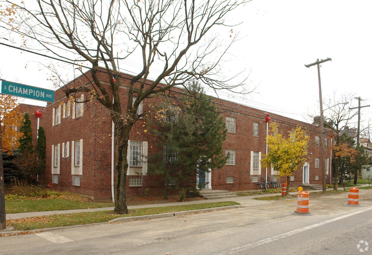 Foto del edificio - 1157 Bryden Rd