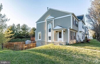 Building Photo - 7520 Maury Rd