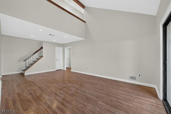 Building Photo - 94 Beverly Hl Ter