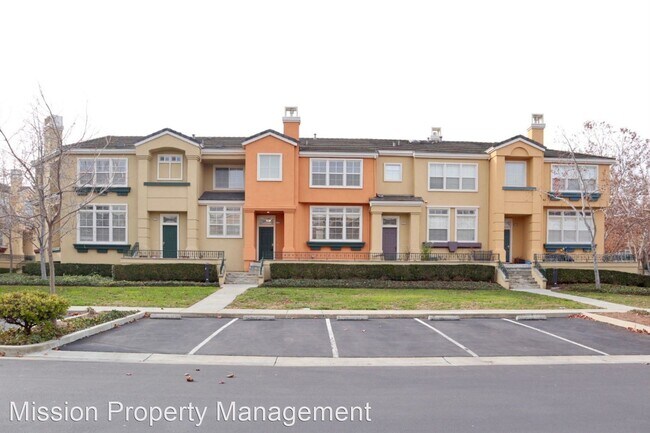 Building Photo - 3 br, 2.5 bath House - 3731 Langdon Cmn