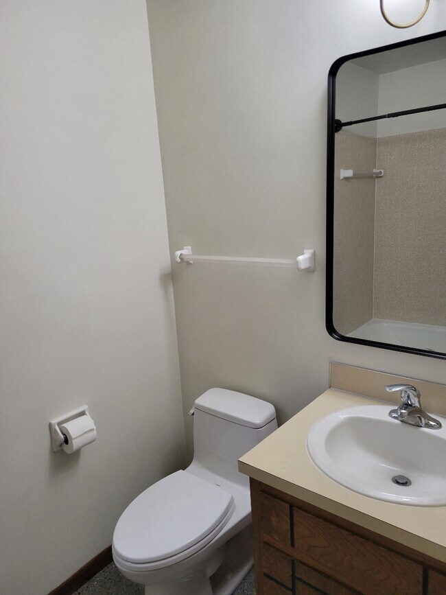 Foto del edificio - 211 W Glenmore Dr
