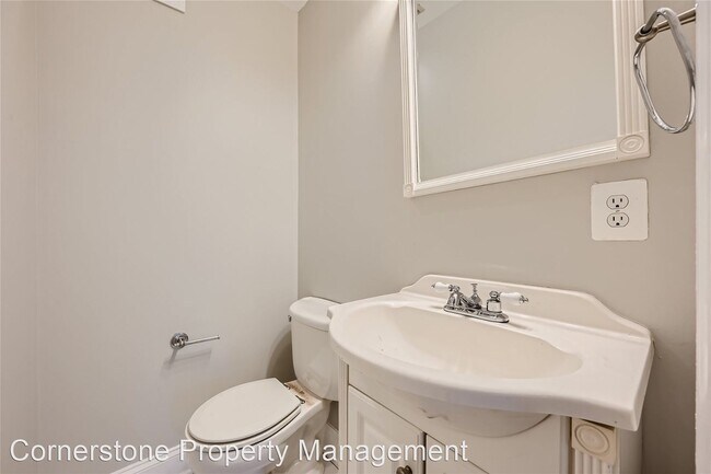 Foto del edificio - 2 br, 2.5 bath House - 249 S Regester Street