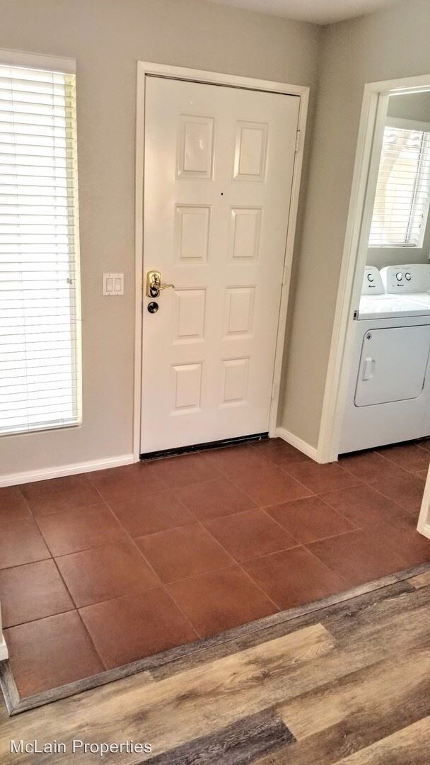 Foto del edificio - 3 br, 2 bath House - 1360 Palomar Pl