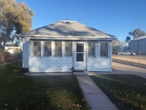 Building Photo - 816 Meeker St