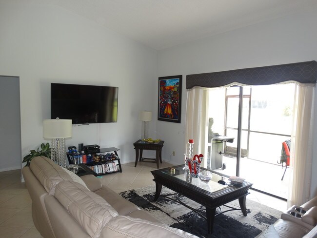 Foto del edificio - 45 Columbia Ct