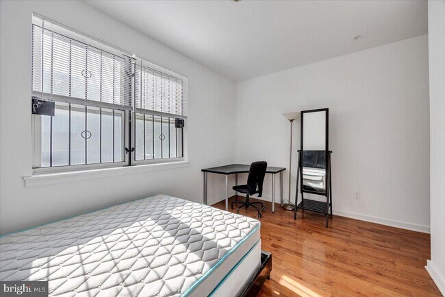 Foto del edificio - 1322 N 15th St