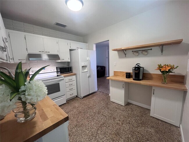 Foto del edificio - 9840 SW 165th Terrace