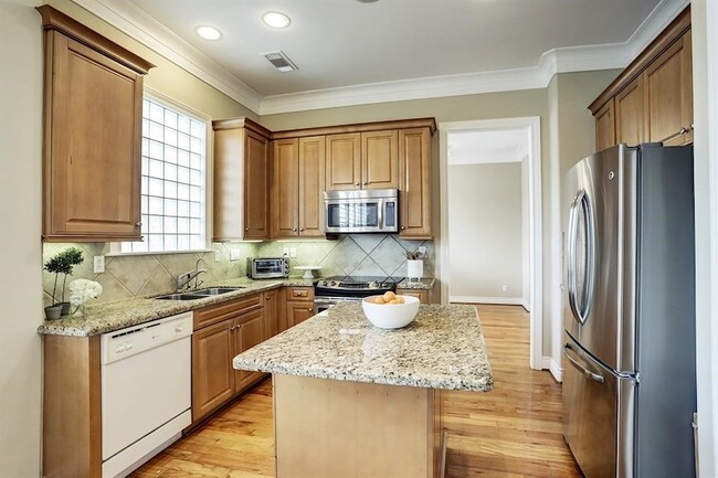 Photo - 2914 Brompton Square Dr Apartment