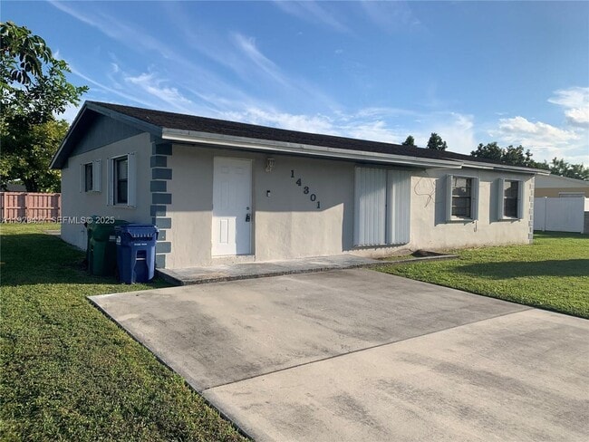 Foto del edificio - 14301 SW 105th Ave