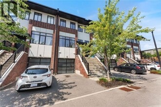 Building Photo - 17 Mulhollard Ln