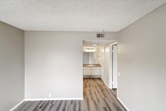 Building Photo - Crown Point Apartments