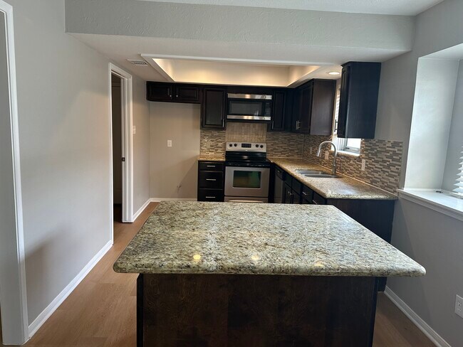 Foto del edificio - 14855 Easingwold Dr