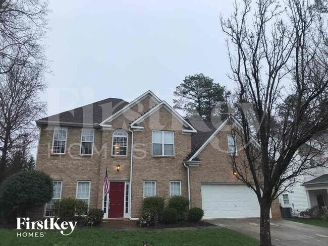 Building Photo - 7549 Sedgebrook Dr E