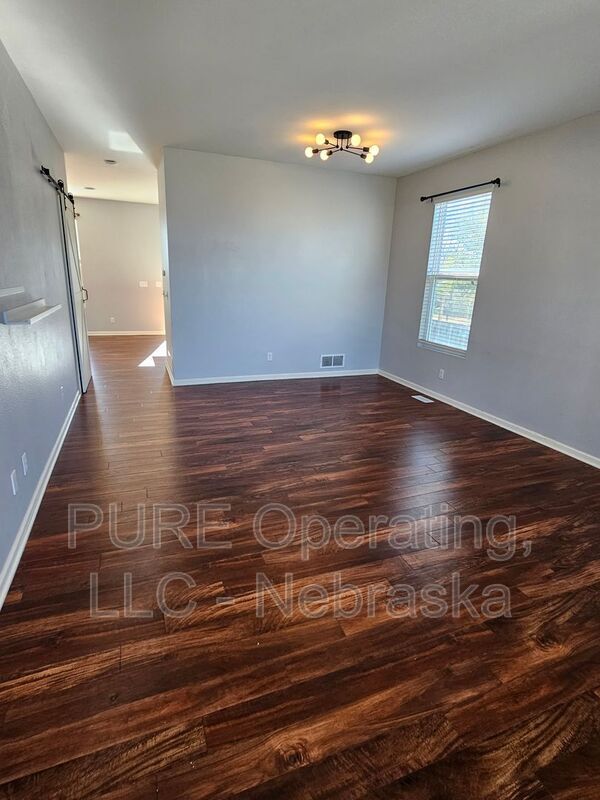 Foto del edificio - 20911 Cleveland St