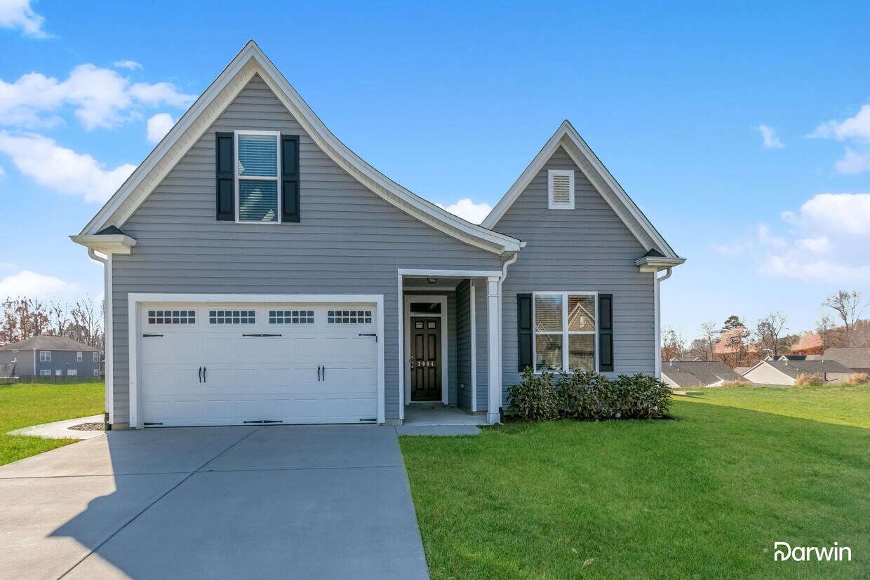 Foto principal - 2004 Perrin Court, Walkertown, NC 27107