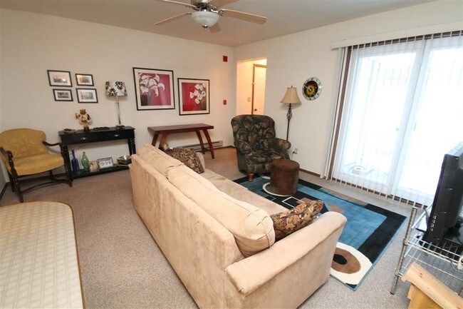 Interior Photo - N7361 Spring St