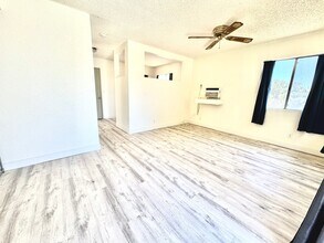 Building Photo - 5551 Ave Juan Bautista